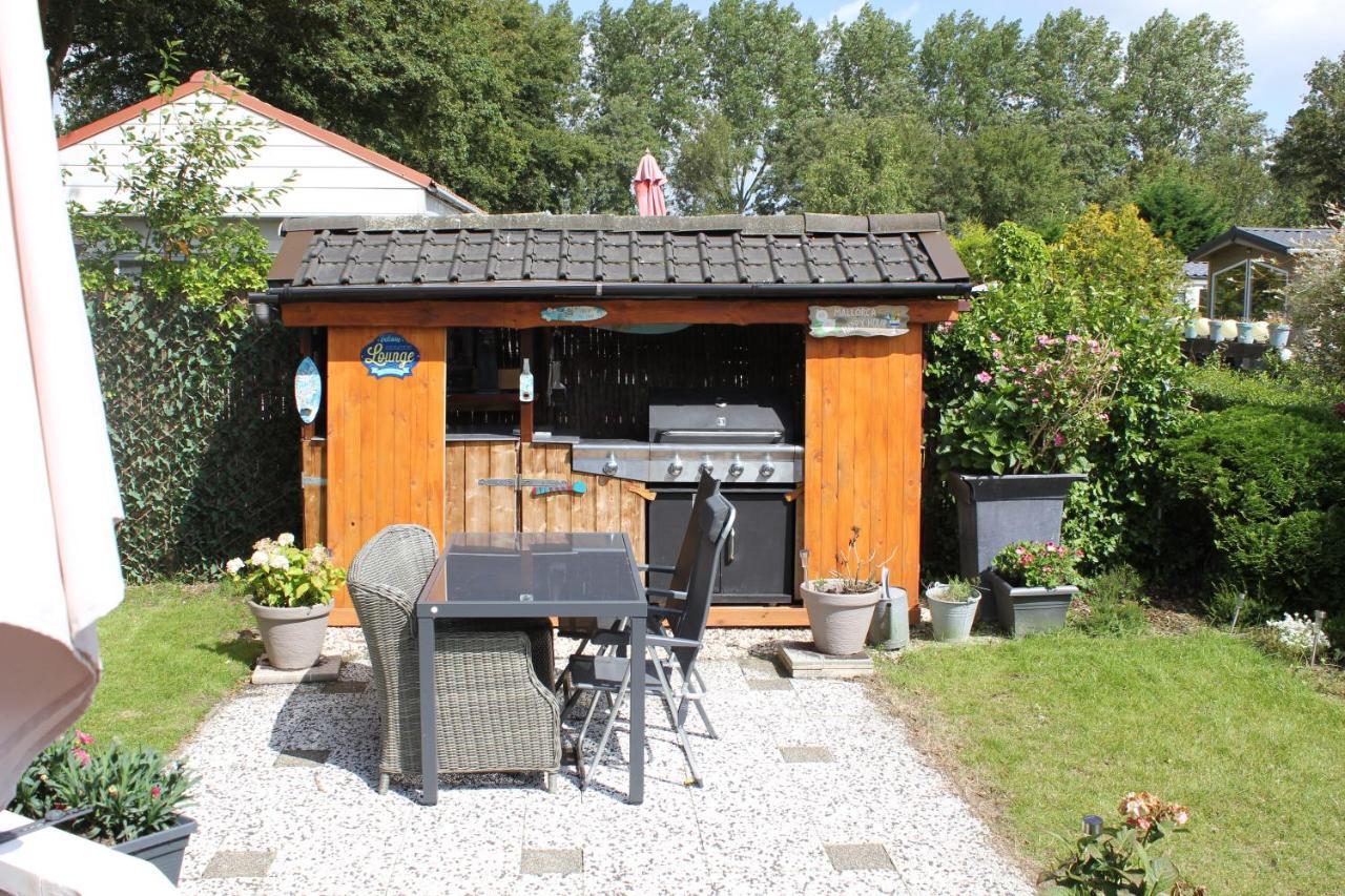 Heerlijk Chalet Op 5* Camping Villa Tuitjenhorn Kültér fotó